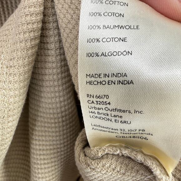 We The Free People Oversize Thermal Button Front Top Women's Sz X-Small Beige - Picture 7 of 7